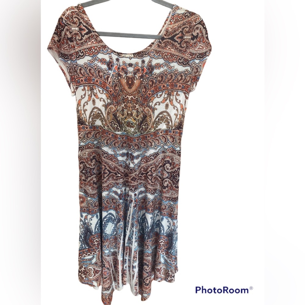 Women’s dress